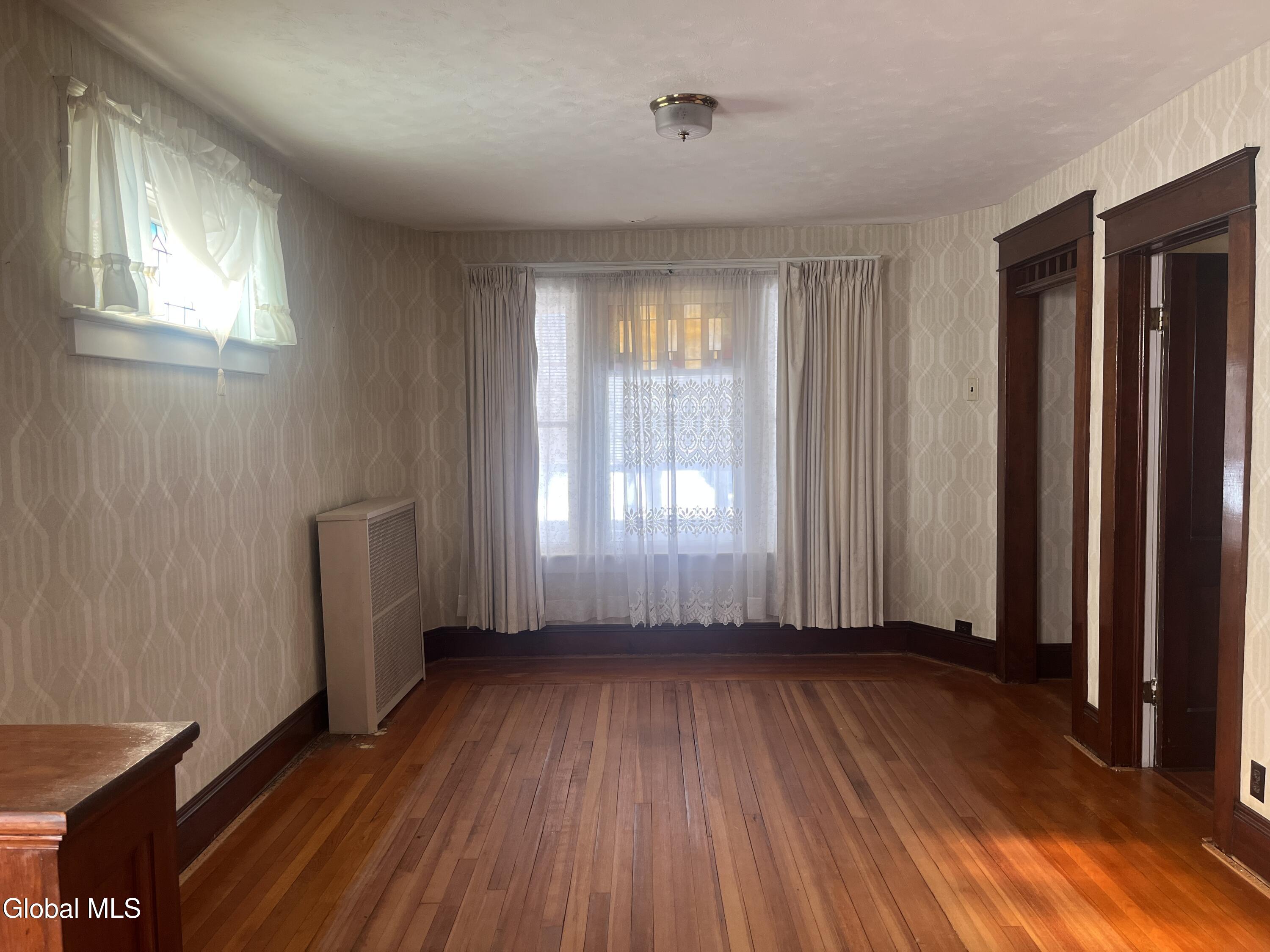 1517 Rutgers Street Schenectady, NY 12303 - Photo 6 of 25 IMG_0500