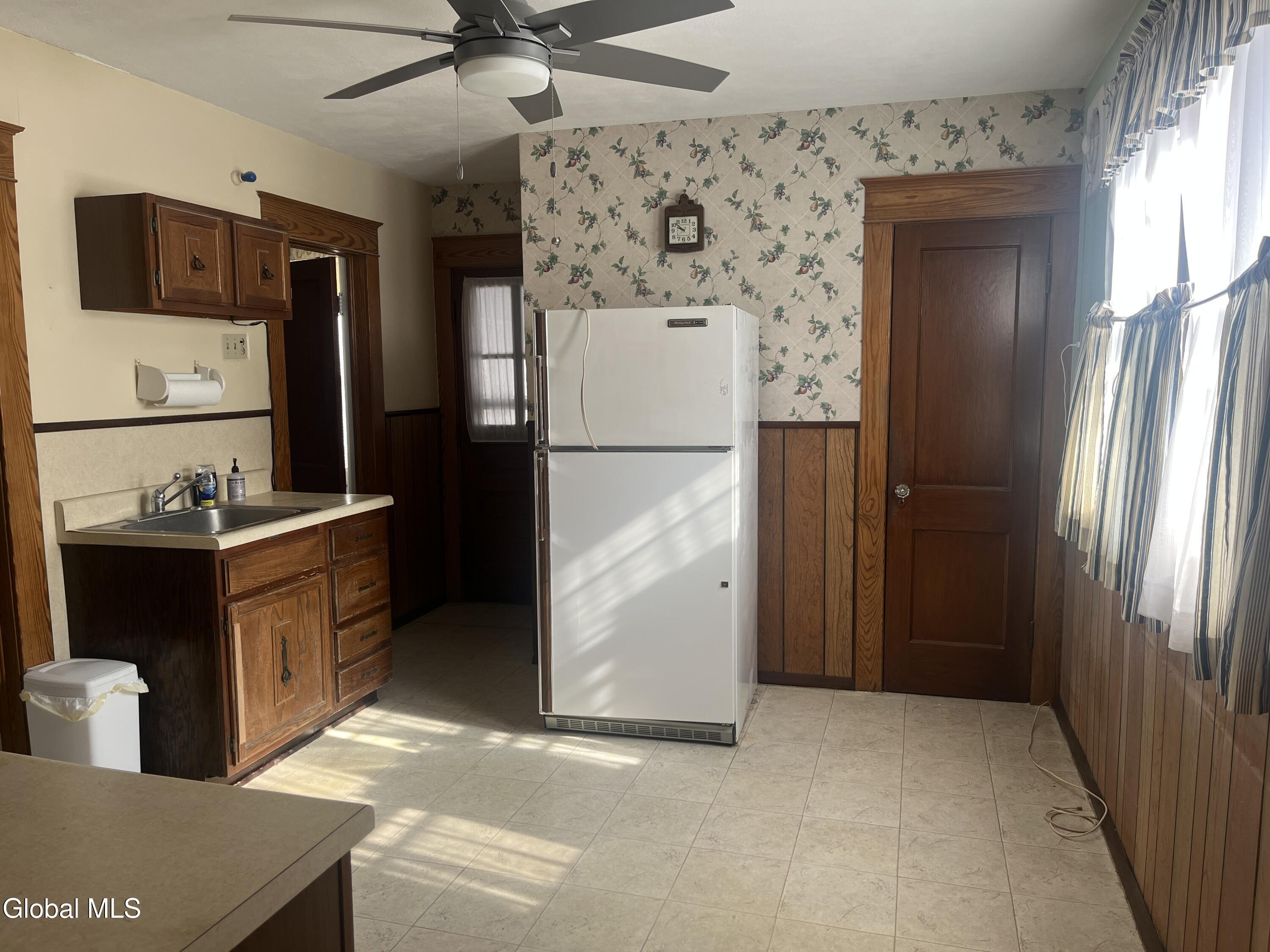 1517 Rutgers Street Schenectady, NY 12303 - Photo 10 of 25 IMG_0506