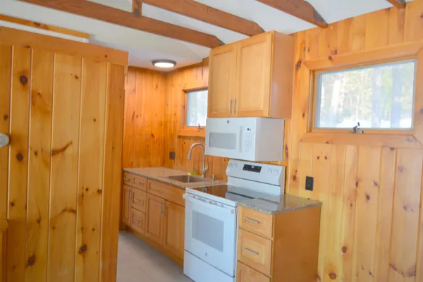 $2,000 | 249 Stocker Pond Road, Grantham, NH 03753