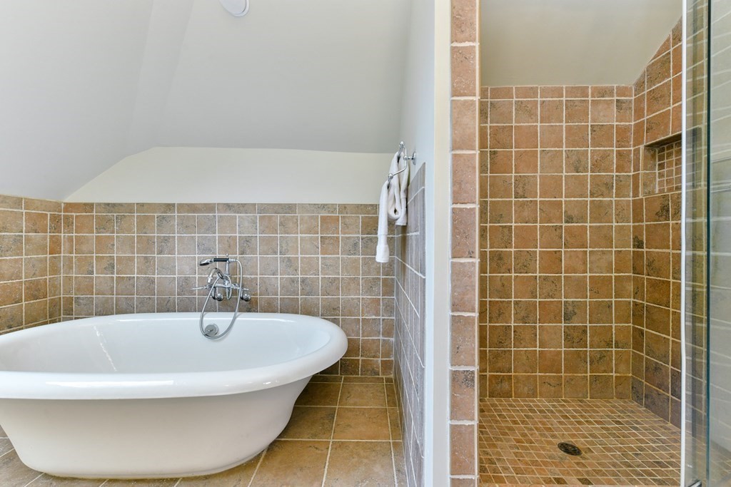 26-28 Goodrich Road Boston, MA 02130 - Photo 14 of 42 Gallery Image 14