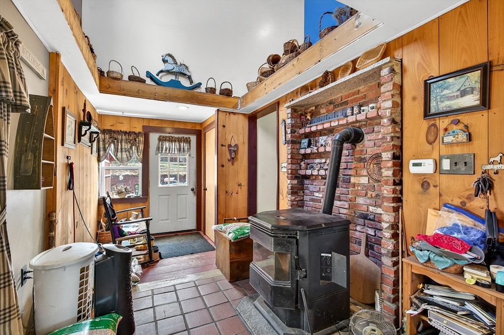 97 Wickaboag Valley Road West Brookfield, MA 01585 - Photo 10 of 35