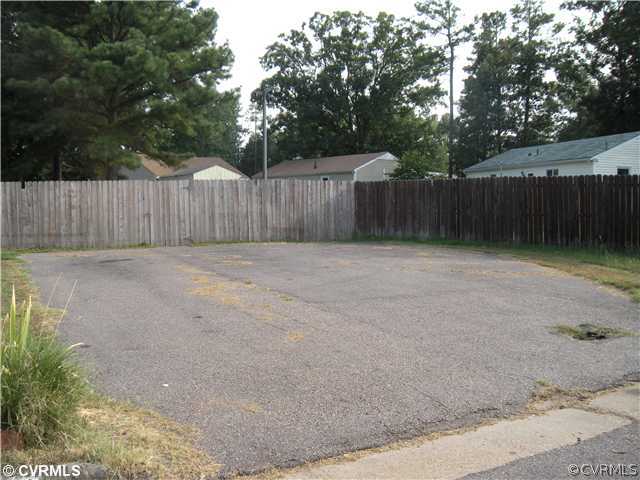 5529 Retriever Road Richmond, VA 23237 - Photo 12 of 12 Other - PARKING! Perfect for multiple vehicles or