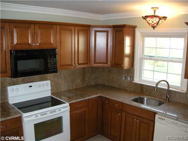 5529 Retriever Road Richmond, VA 23237 - Photo 2 of 12 Kitchen - GRANITE counters, new cabinets