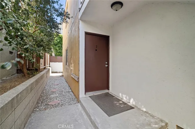 $4,250 | 904 1st Street, Unit 2, Hermosa Beach, CA 90254