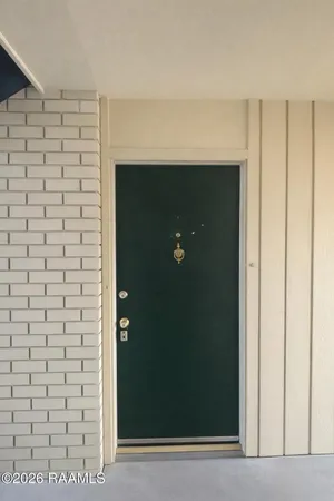 $1,200 | 220 Doucet Road, Unit 112B, Lafayette, LA 70503