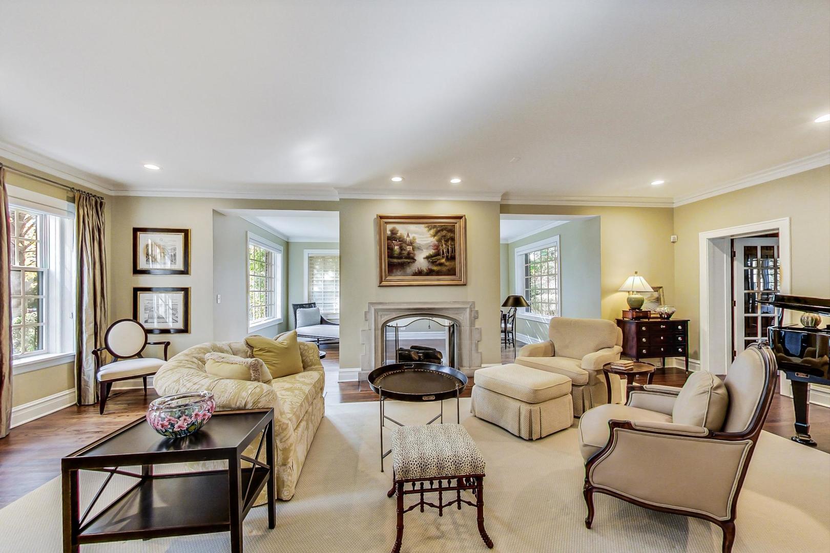 1133 Romona Road Wilmette, IL 60091 - Photo 5 of 62