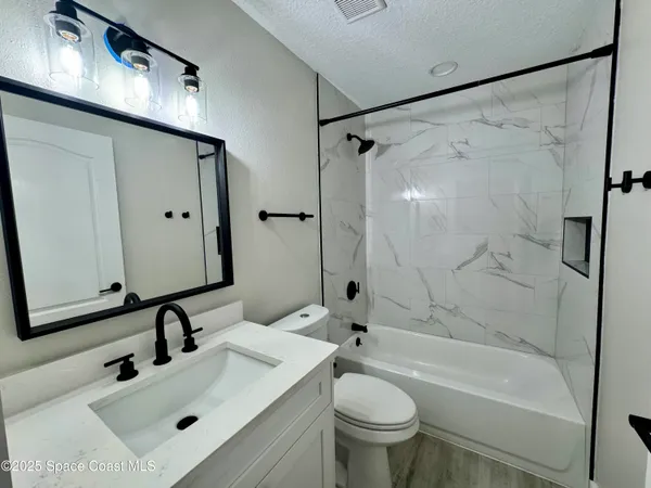 $2,850 | 210 Wickham Lakes Drive, Melbourne, FL 32940
