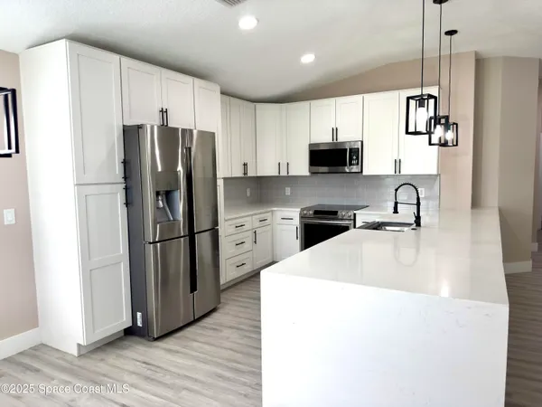 $2,850 | 210 Wickham Lakes Drive, Melbourne, FL 32940