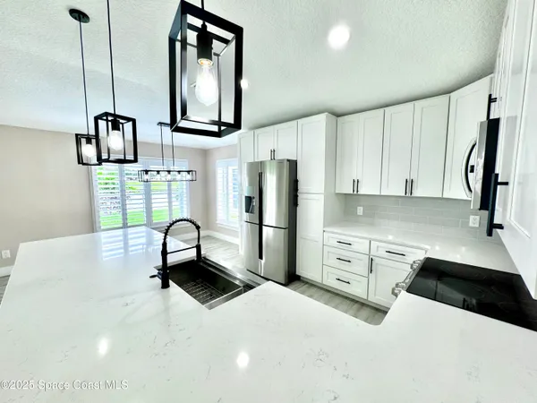 $2,850 | 210 Wickham Lakes Drive, Melbourne, FL 32940