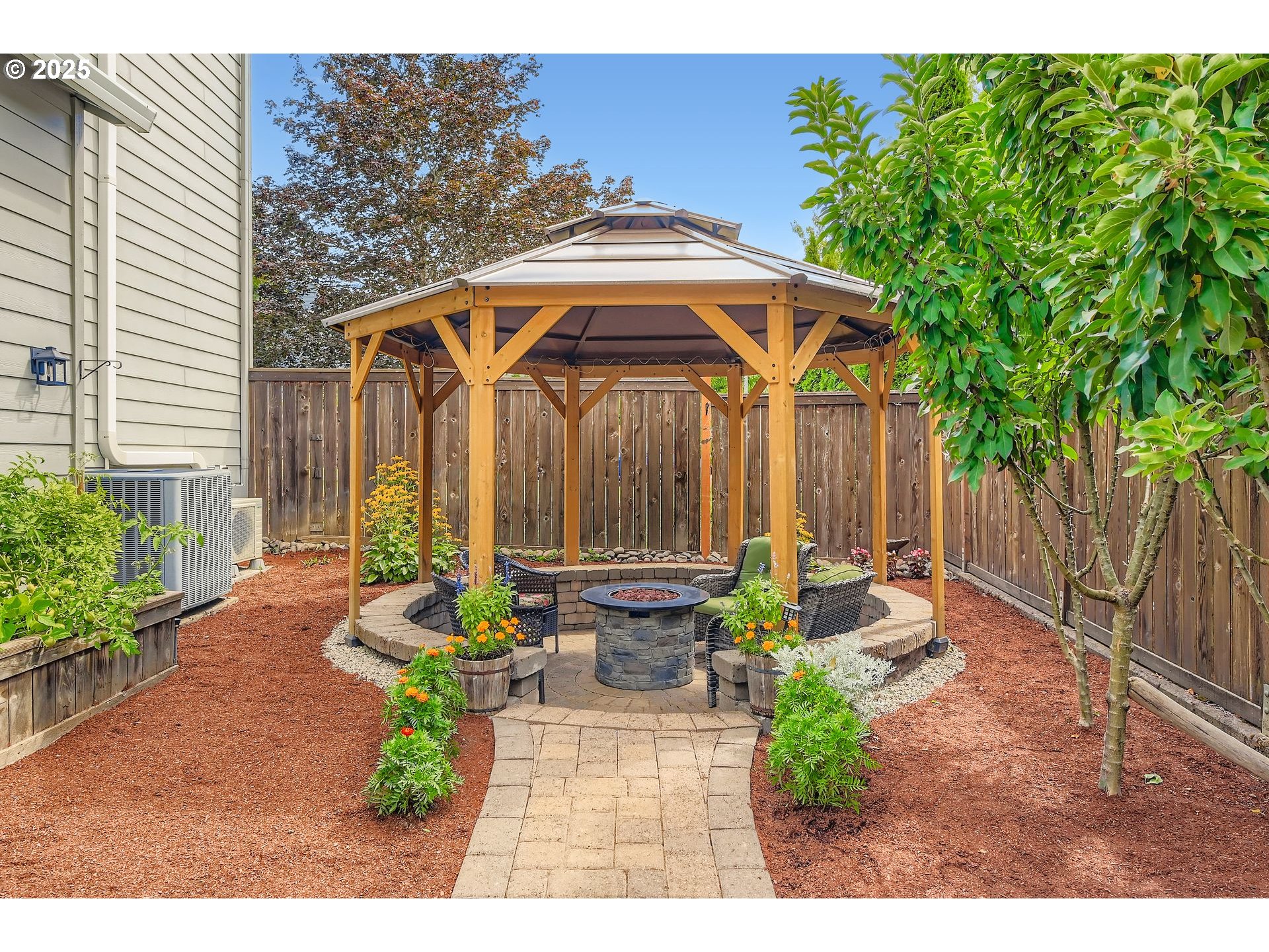 716 Roxe Drive Forest Grove, OR 97116 - Photo 31 of 37 a front view of a house with garden