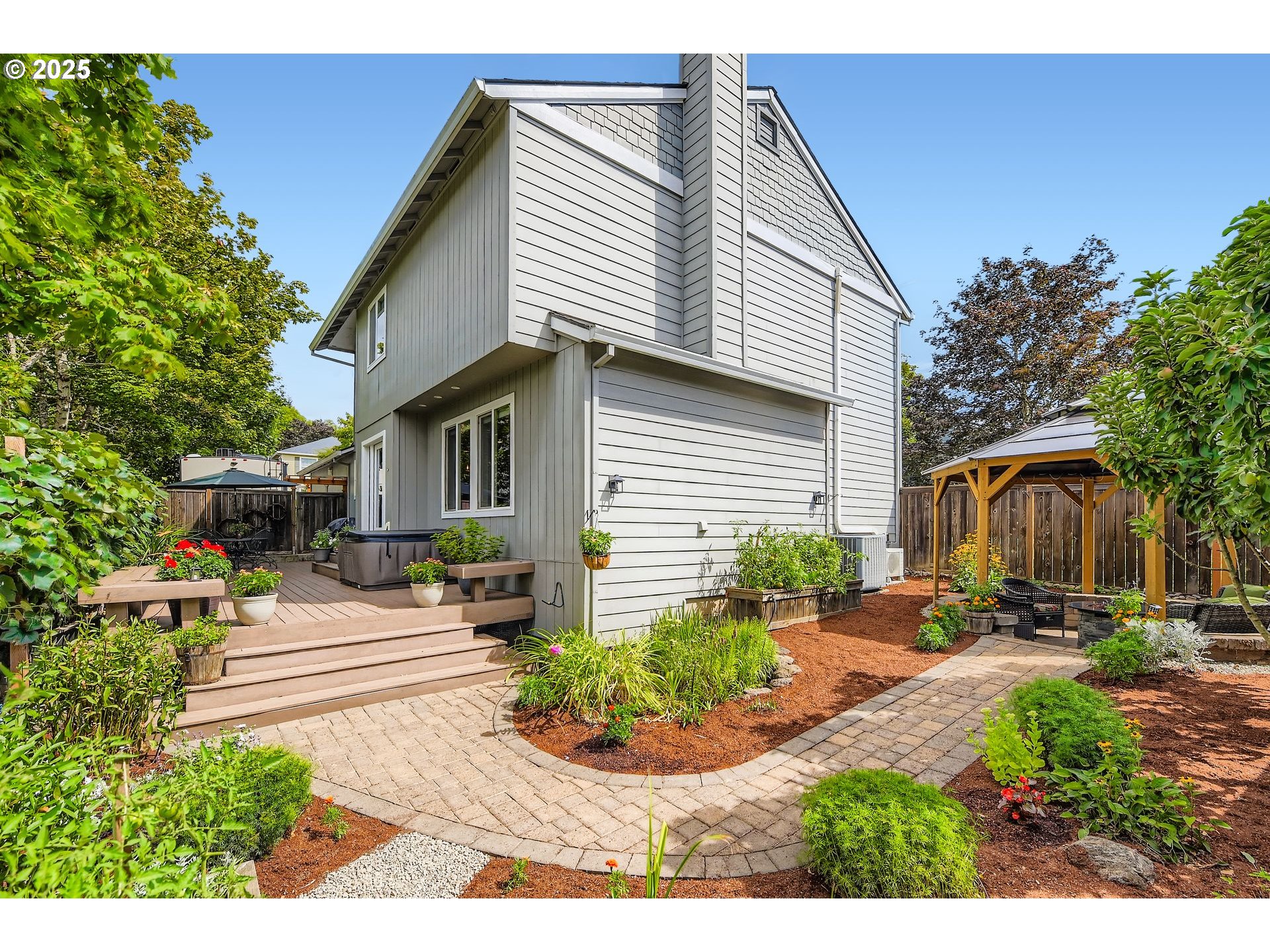 716 Roxe Drive Forest Grove, OR 97116 - Photo 33 of 37 a front view of a house with a yard