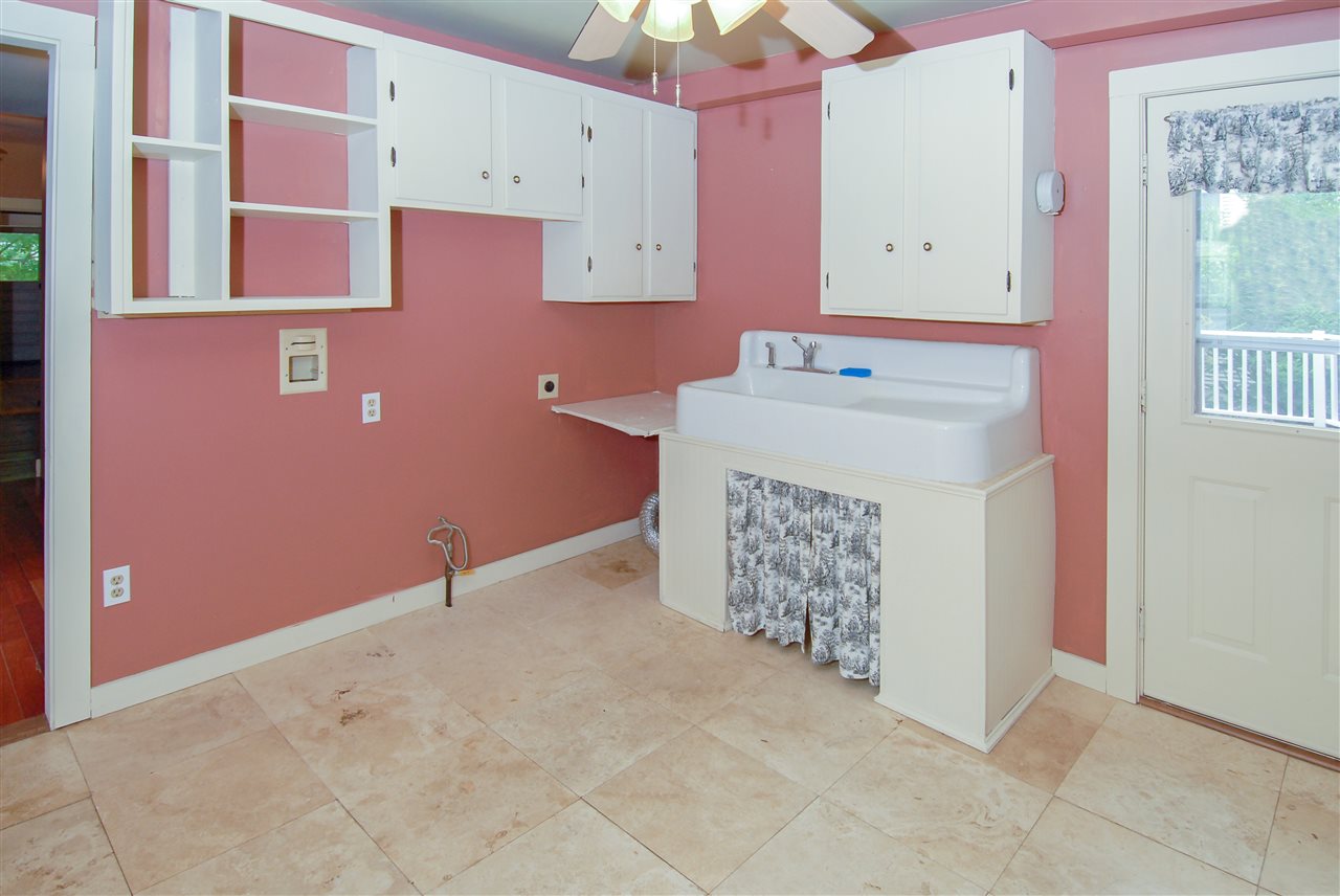 52 Prospect Street Rochester, NH 03867 - Photo 11 of 20