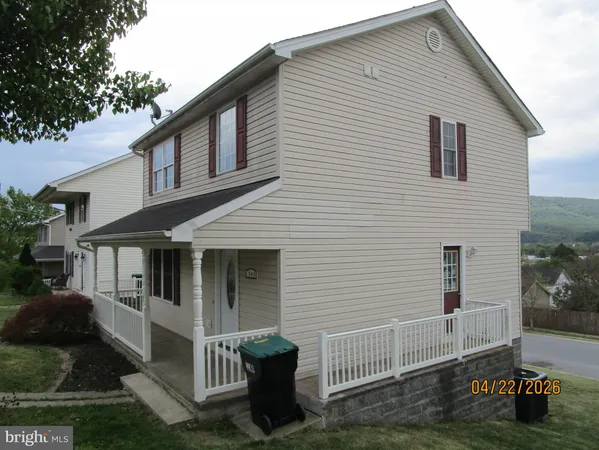 $2,490 | 540 Thompson Street, Strasburg, VA 22657