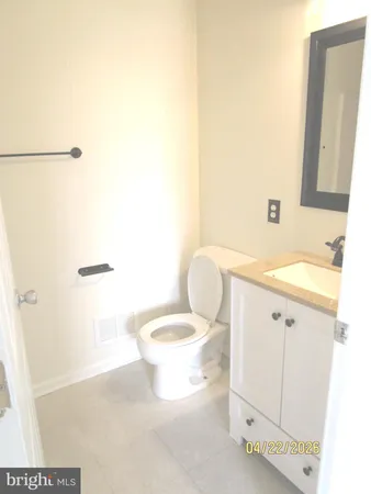 $2,490 | 540 Thompson Street, Strasburg, VA 22657