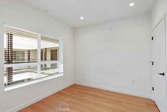 $810,000 | 321 South Oxford Avenue, Unit 606, Los Angeles, CA 90020