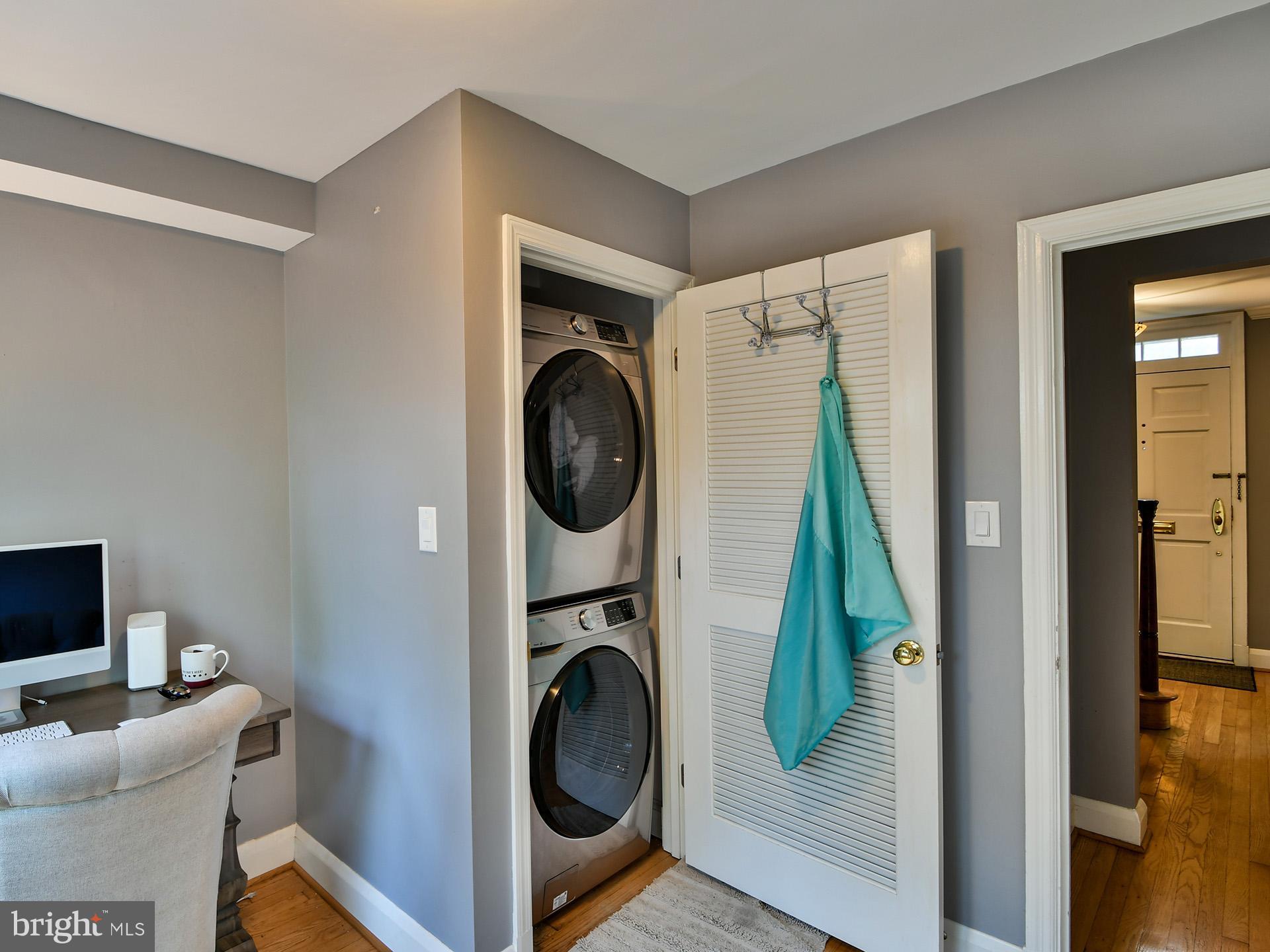 12 Tamworth Road Baltimore, MD 21210 - Photo 27 of 50 Washer and dryer .Main floor