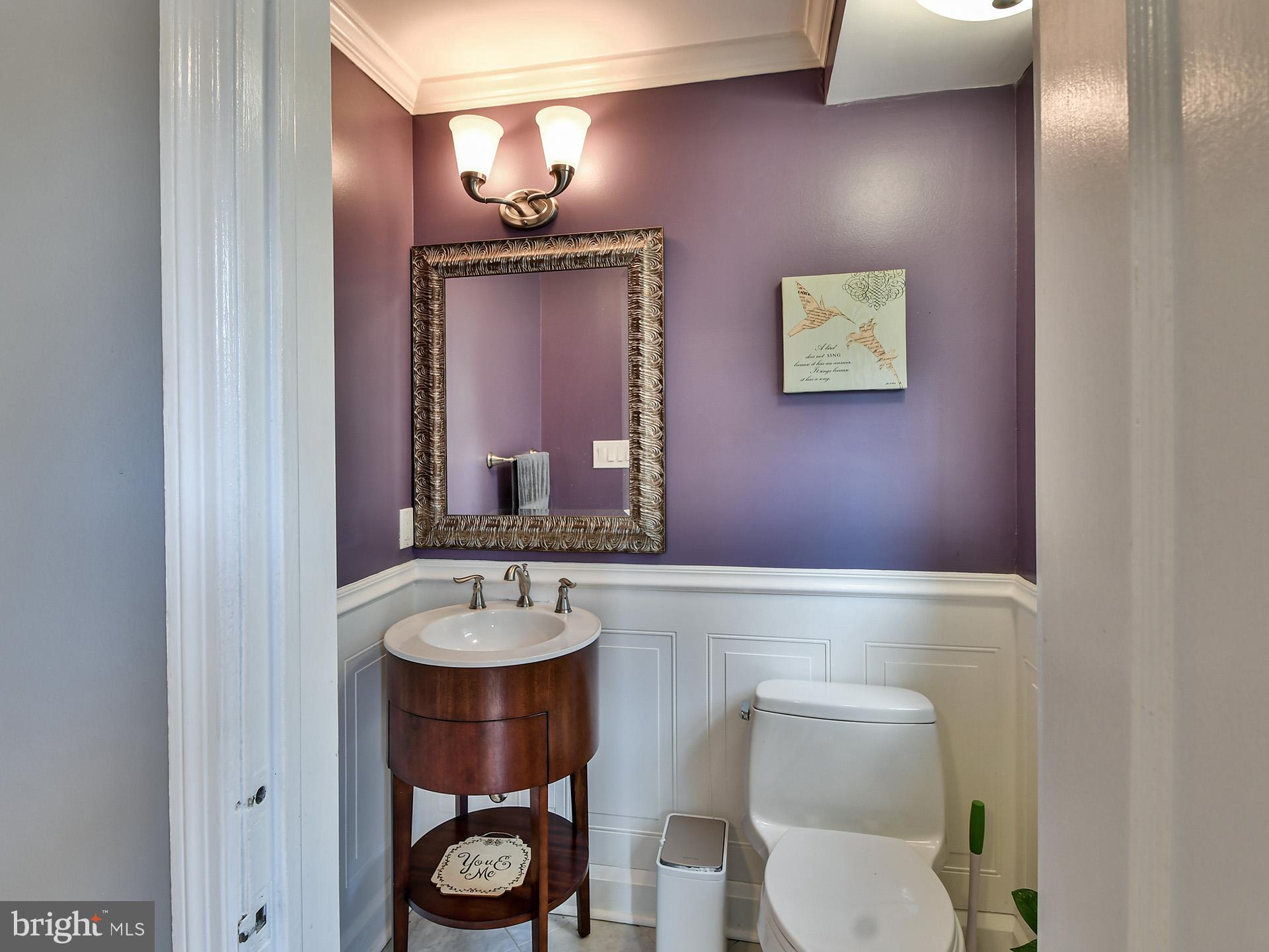 12 Tamworth Road Baltimore, MD 21210 - Photo 28 of 50 Powder room