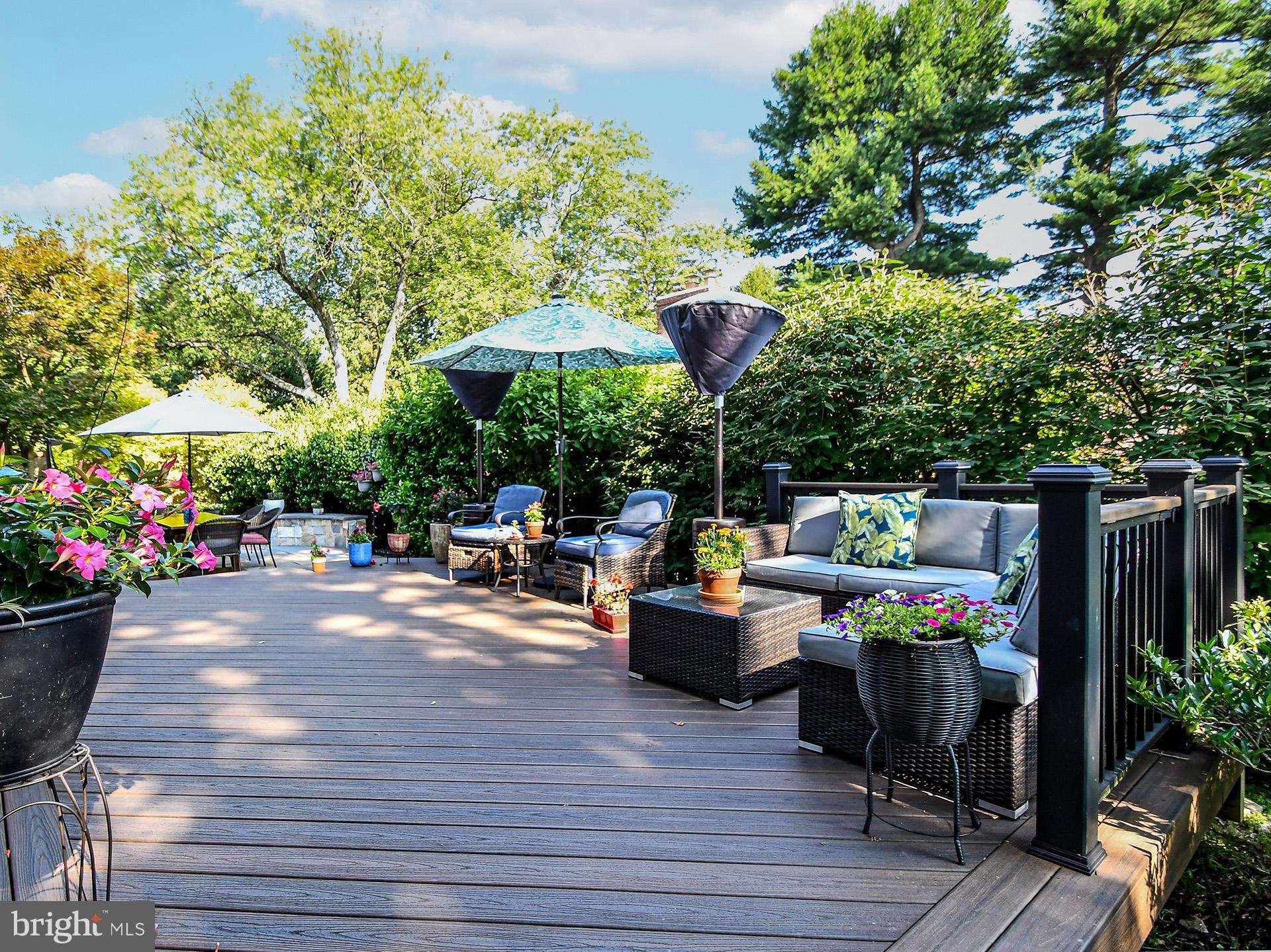 12 Tamworth Road Baltimore, MD 21210 - Photo 8 of 50 Trex deck Updated in 2021
