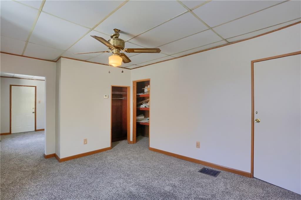1550 Glenn Way McKees Rocks, PA 15136 - Photo 15 of 30
