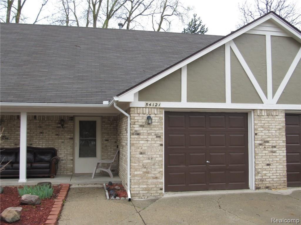 54121 Powderhorn Ridge Utica, MI 48316 - Photo 1 of 29
