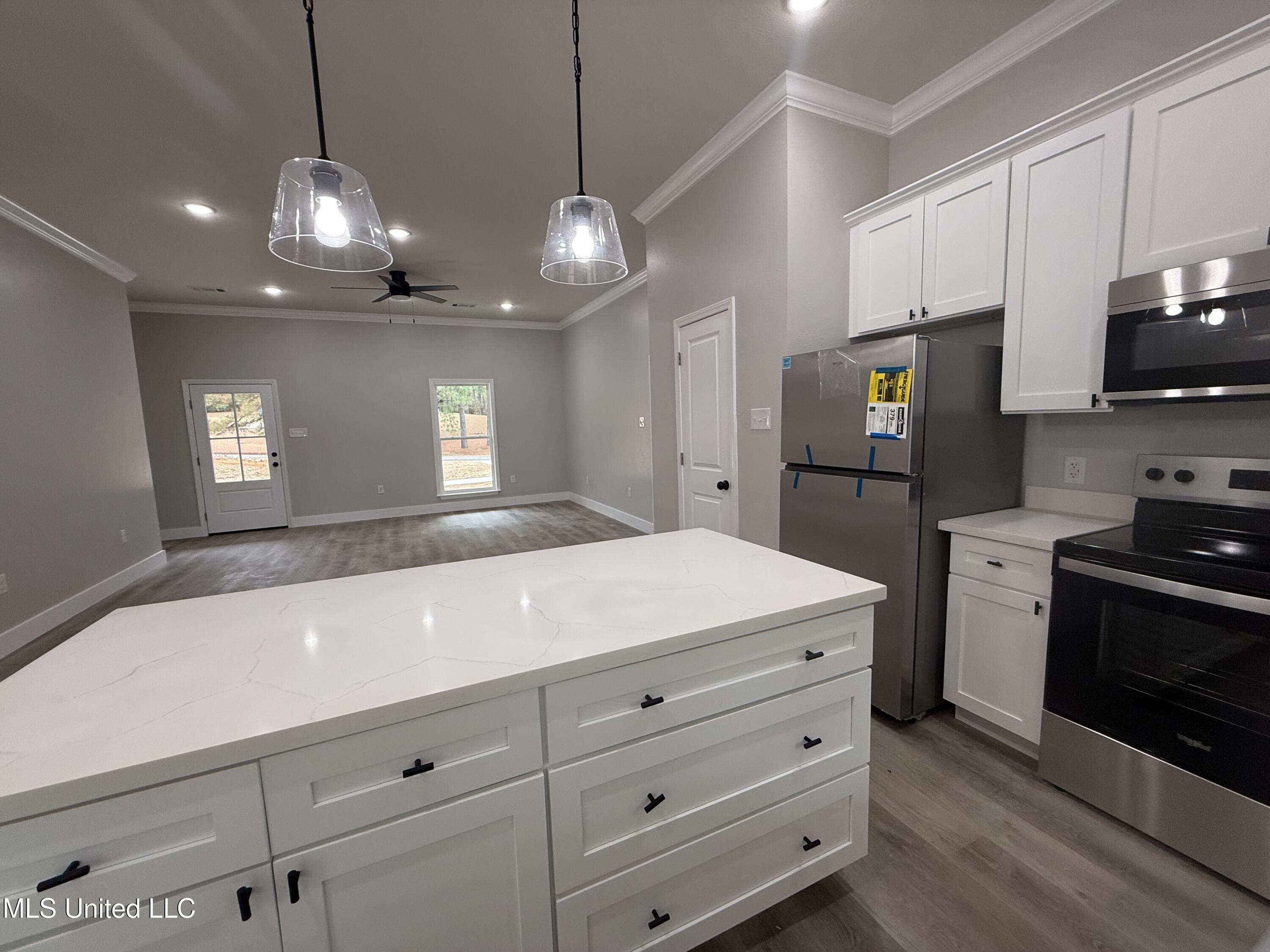 1021 Great Pt Road McComb, MS 39648 - Photo 6 of 18 IMG_4464