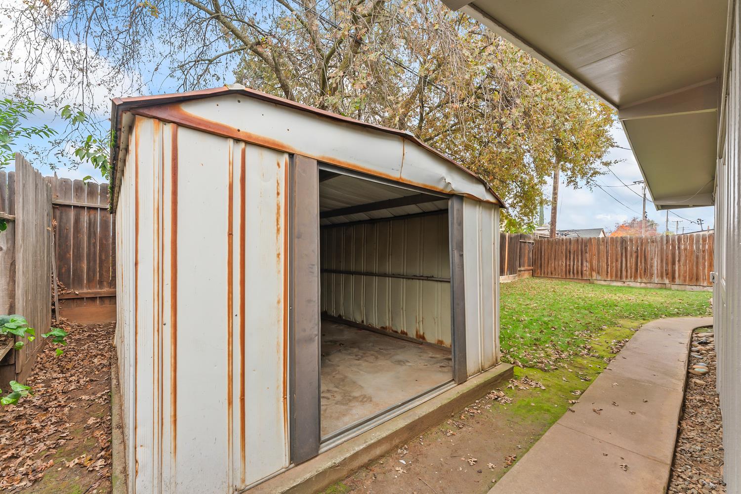 317 Brookwood Road Roseville, CA 95678 - Photo 35 of 36 a front view of a house with a yard