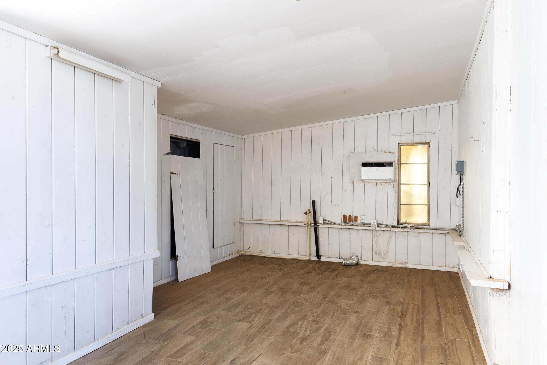 95 6th Street Florence, AZ 85132 - Photo 19 of 25 Laundry & Bonus Room