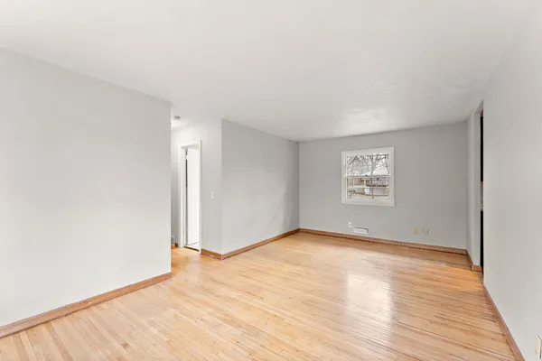 $2,150 | 8327 13th Avenue South, Bloomington, MN 55425