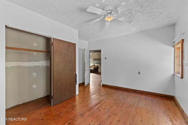 $150,000 | 70 North N Highway, Eidson, TN 37731