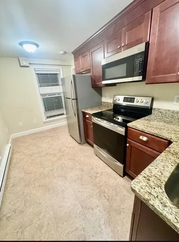 $1,500 | 75 Bowers Street, Unit 4, Lowell, MA 01854