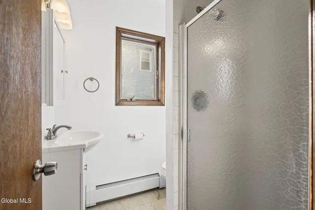 $359,900 | 10 Wood Terrace, Albany, NY 12208