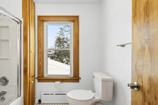 $359,900 | 10 Wood Terrace, Albany, NY 12208