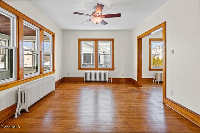 $359,900 | 10 Wood Terrace, Albany, NY 12208