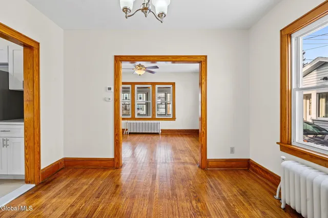 $359,900 | 10 Wood Terrace, Albany, NY 12208