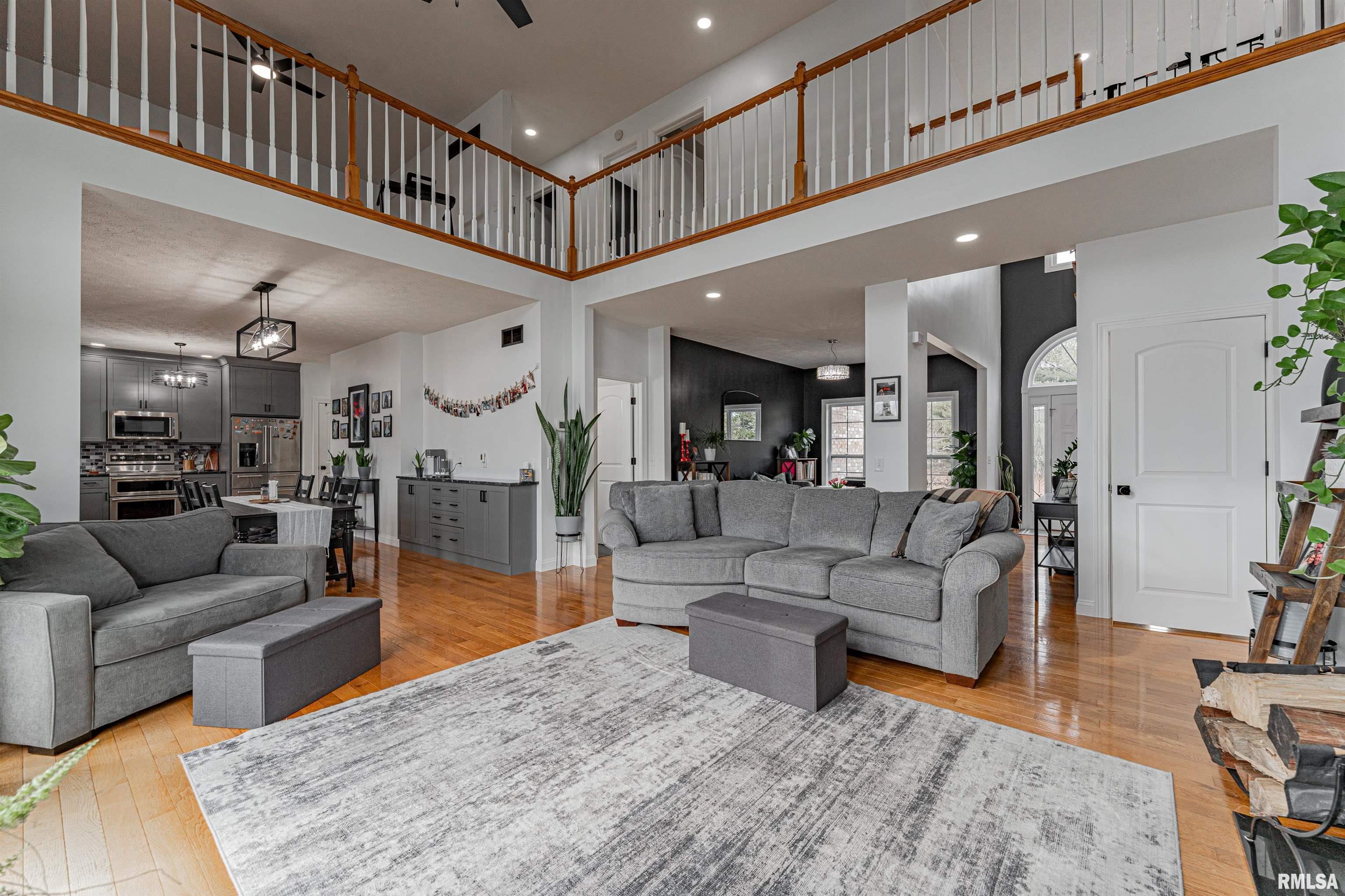 9142 Prospect Road Mount Olive, IL 62069 - Photo 13 of 62