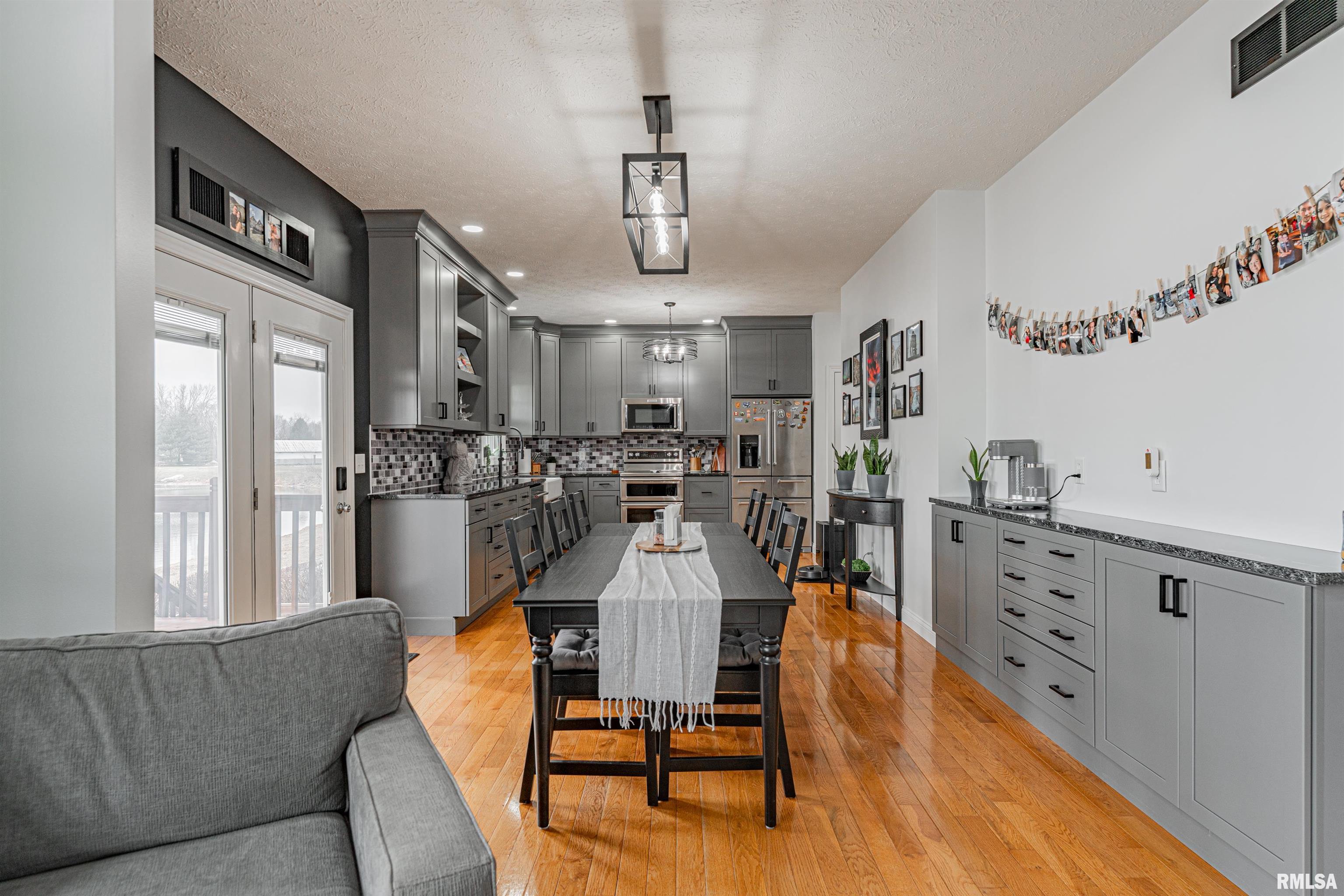 9142 Prospect Road Mount Olive, IL 62069 - Photo 14 of 62