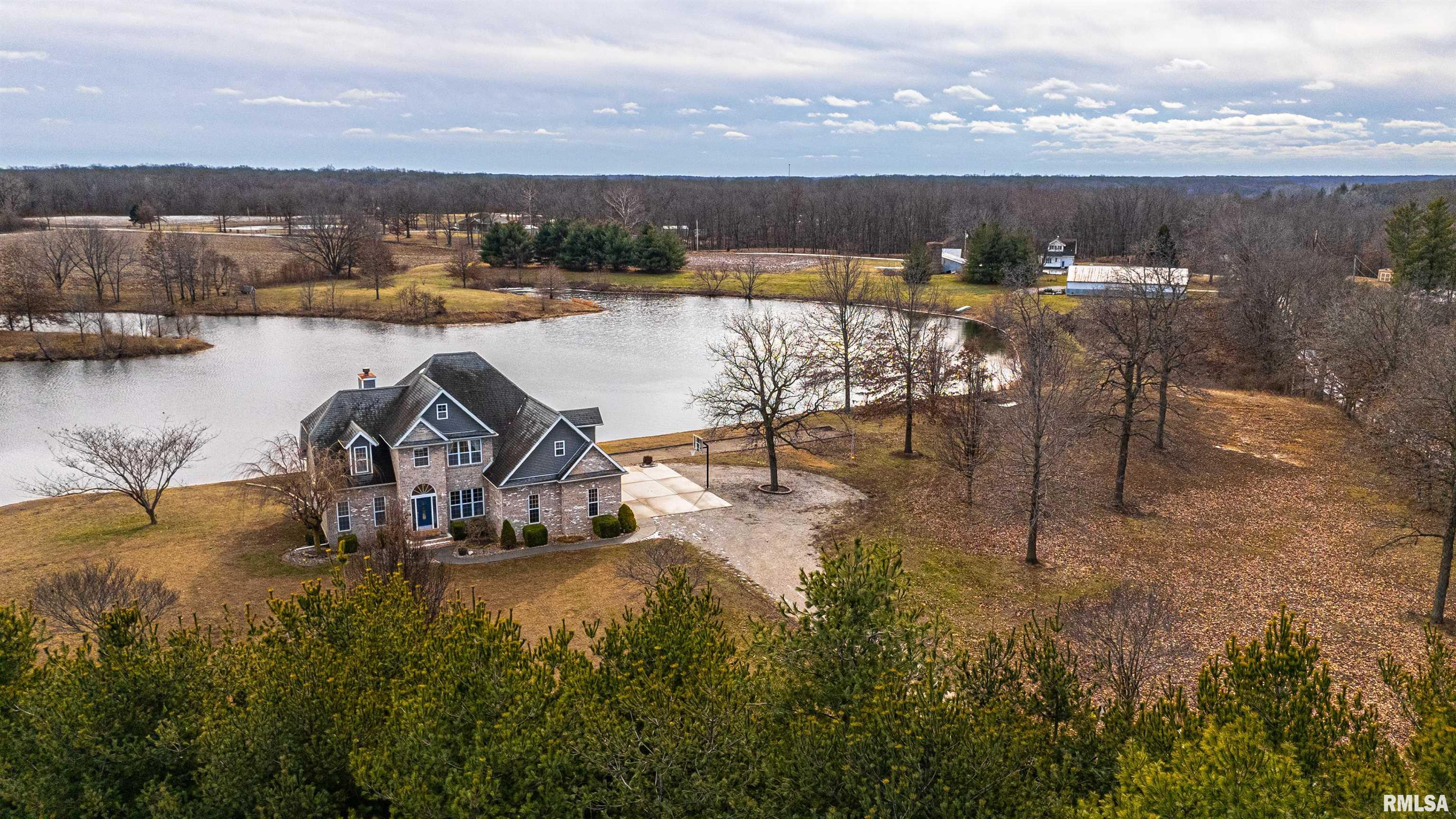 9142 Prospect Road Mount Olive, IL 62069 - Photo 2 of 62