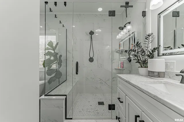 $469,000 | 9142 Prospect Road, Mount Olive, IL 62069