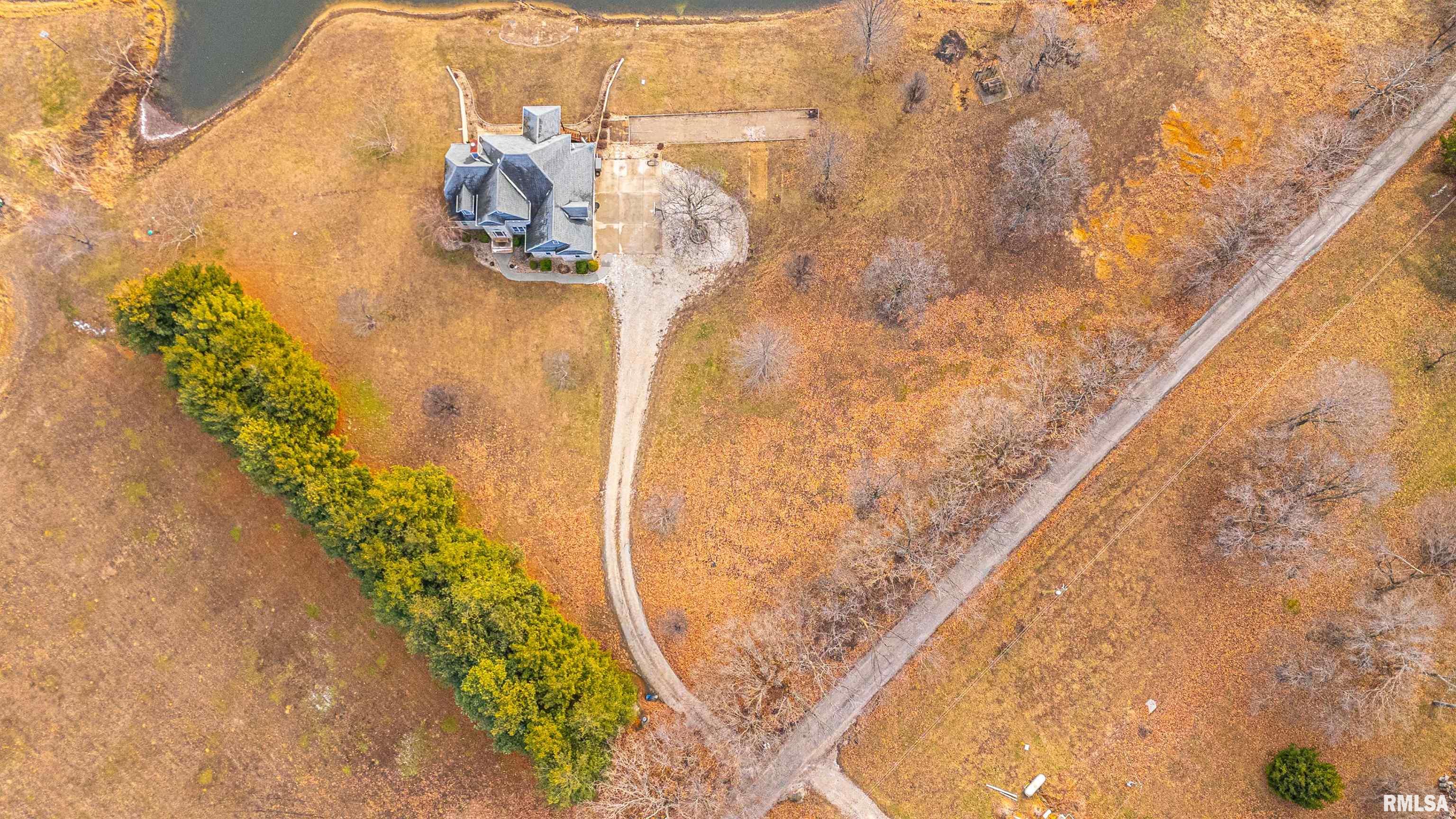 9142 Prospect Road Mount Olive, IL 62069 - Photo 3 of 62