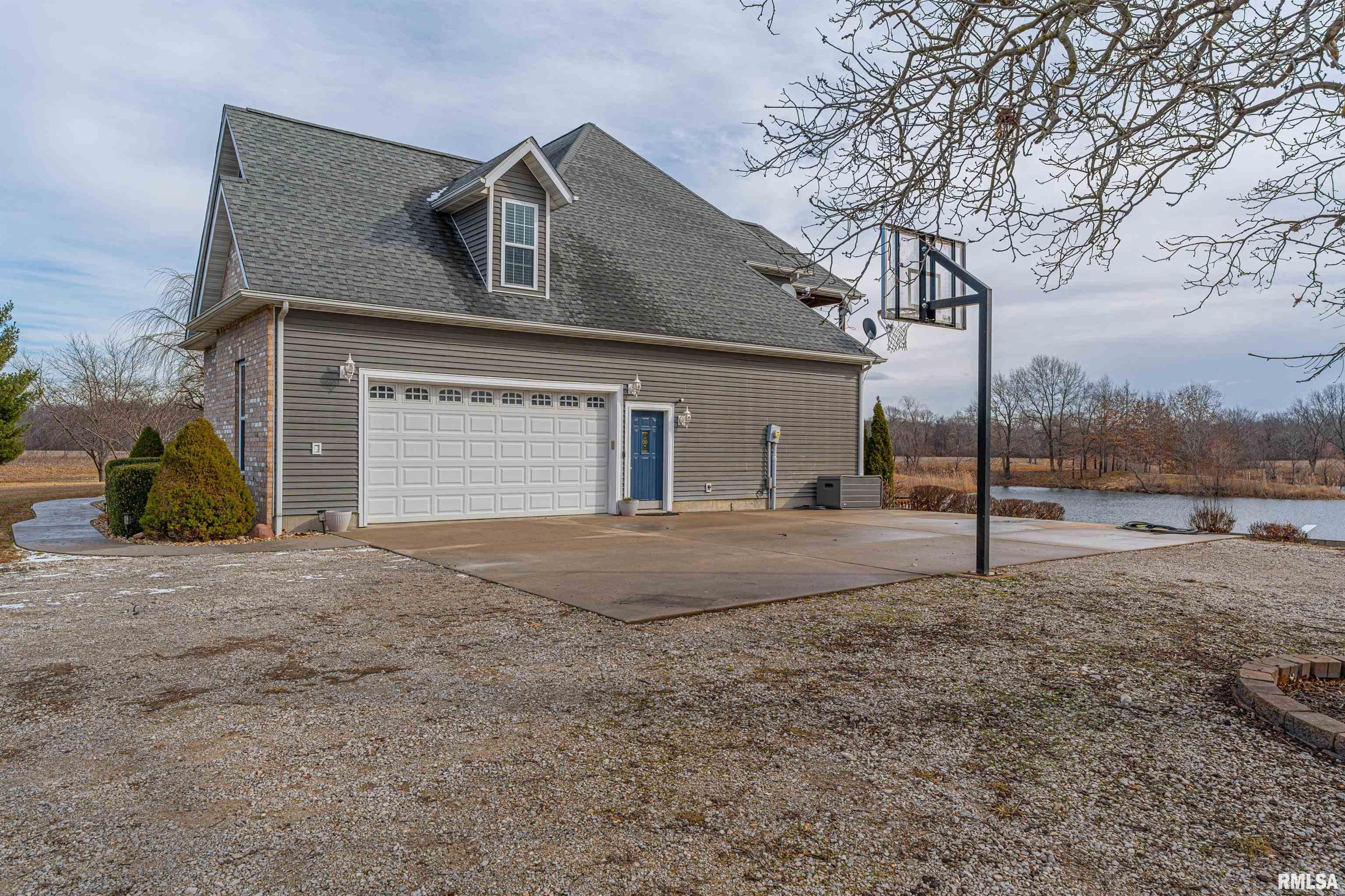 9142 Prospect Road Mount Olive, IL 62069 - Photo 54 of 62