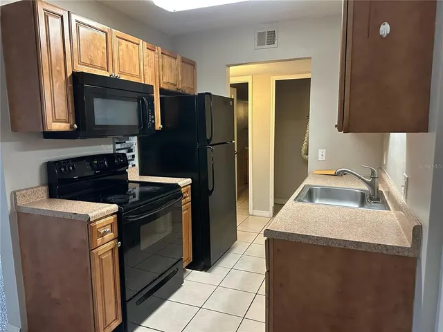 $1,500 | 1695 Lee Road, Unit B114, Winter Park, FL 32789