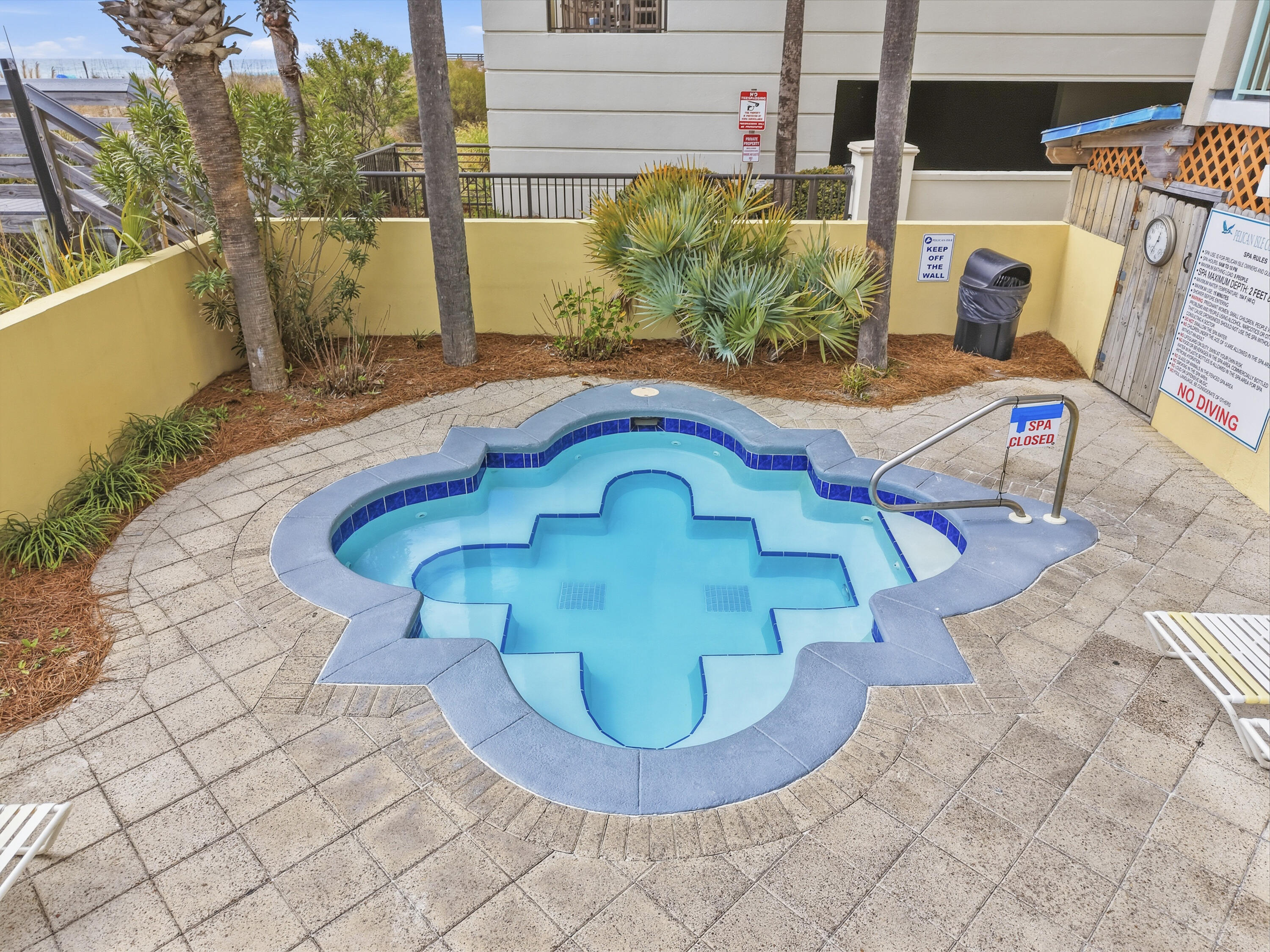 866 Santa Rosa Boulevard, Unit 506 Fort Walton Beach, FL 32548 - Photo 29 of 49 a view of outdoor seating space