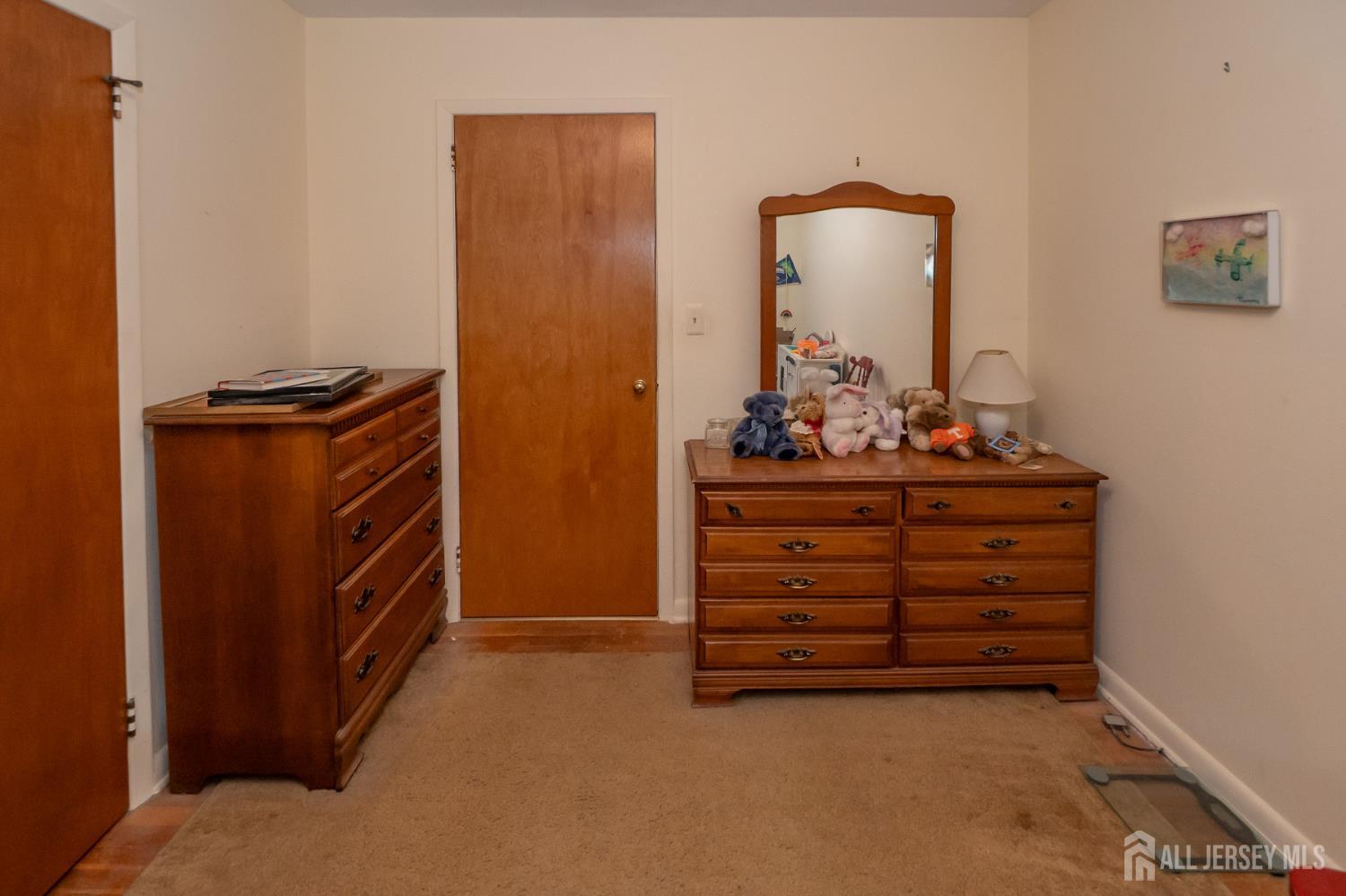 95 Jeffery Road Colonia, NJ 07067 - Photo 17 of 31