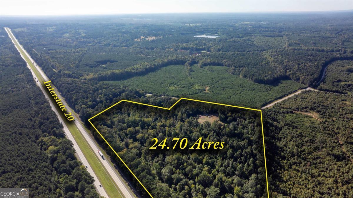 1901 Grey Land Road Greensboro, GA 30642 - Photo 5 of 36 a view of a back yard