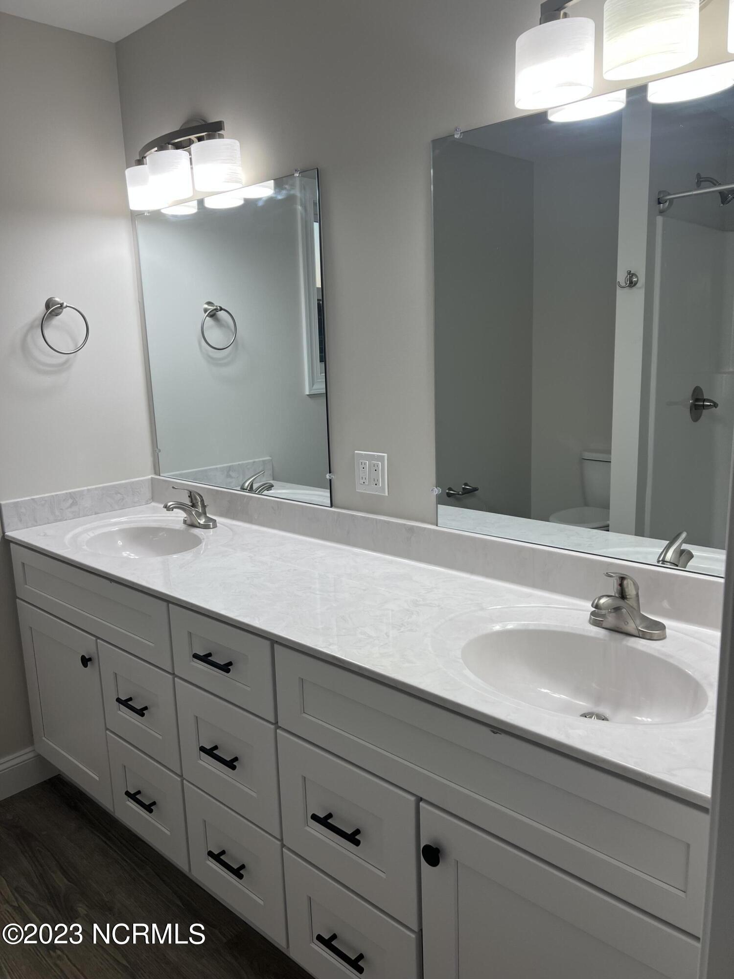 100 Mill Creek Road Edenton, NC 27932 - Photo 8 of 14 Master Bath