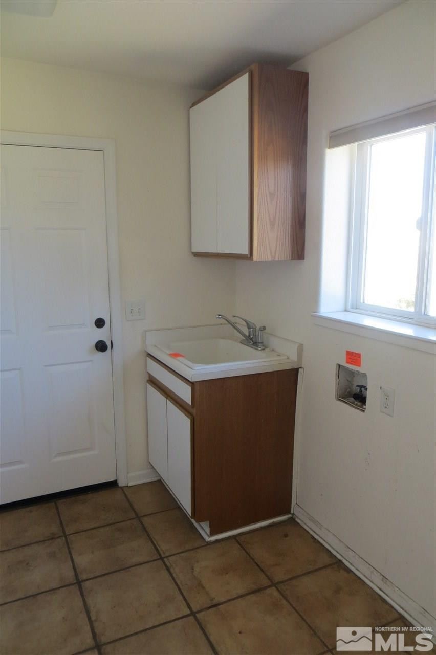 4930 Charlotte Way Reno, NV 89502 - Photo 16 of 28 Photo 16
