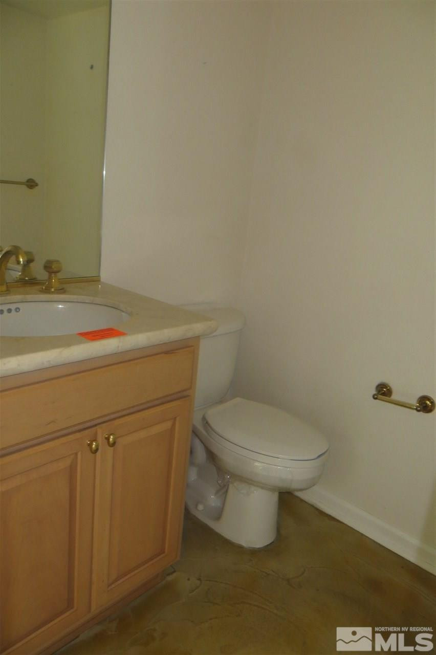 4930 Charlotte Way Reno, NV 89502 - Photo 8 of 28 Photo 8