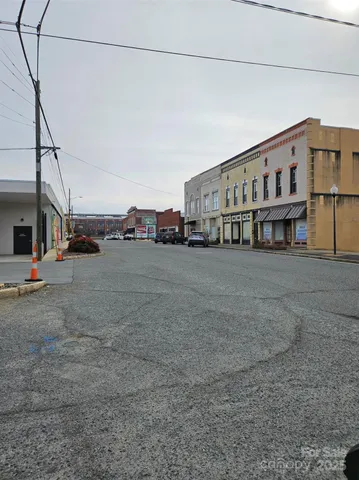 $195,000 | 414 South Yadkin Avenue, Spencer, NC 28159