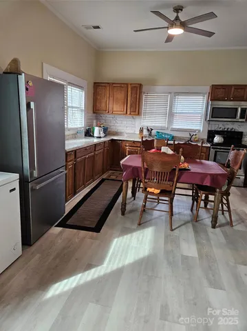 $195,000 | 414 South Yadkin Avenue, Spencer, NC 28159