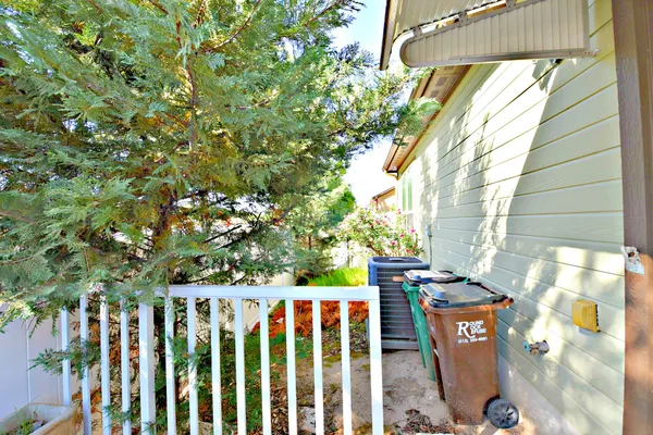 $1,795 | 1900 Little Elm Trail, Unit 9, Cedar Park, TX 78613